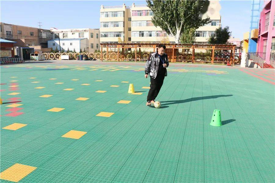 
《小足球大教育》足球游戏培训“开云电竞”(图5)