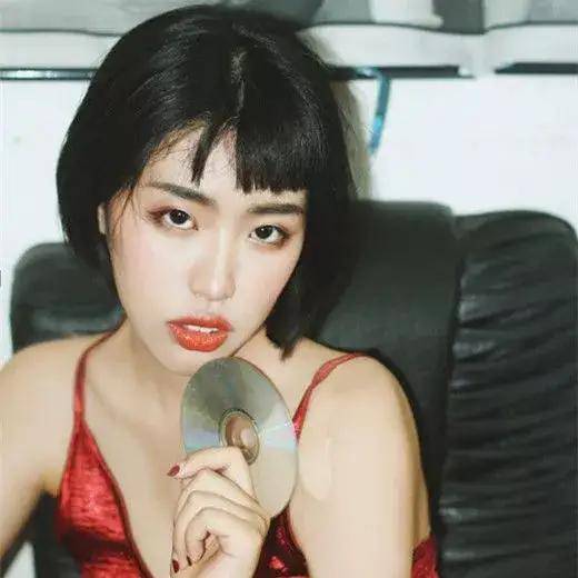 开云电竞|
2021会大火的可爱短发发型 超级无敌减龄显嫩(图8) 开云电竞|
2021会大火的可爱短发发型 超级无敌减龄显嫩(图8)