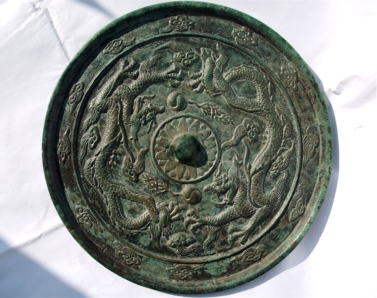 【开云电竞】天坑鹰猎电视剧开拍剧情介绍 演员表公开(图2) 开云电竞官网