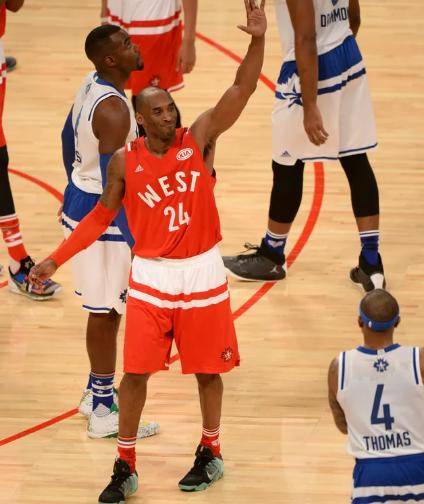 
为何科比最后一次全明星只拿10分？说出来你可能不信 跟乔丹有关“开云电竞官网”(图4)