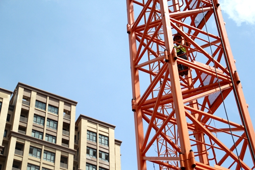 开云电竞官网:国足福将质疑判罚:裁判左右比赛 中国队在进步(图3) 开云电竞官网